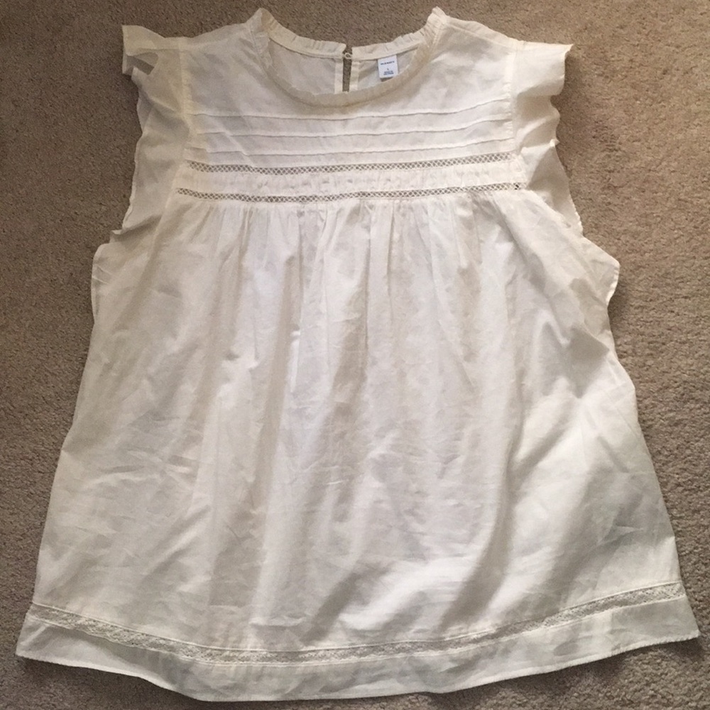 Sweet smocked shirt